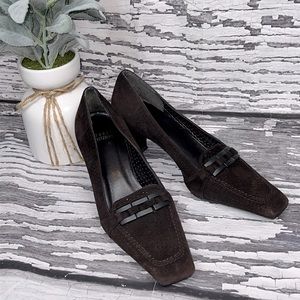 Stuart Weitzman - Brown Suede Heels - Size 7.5
